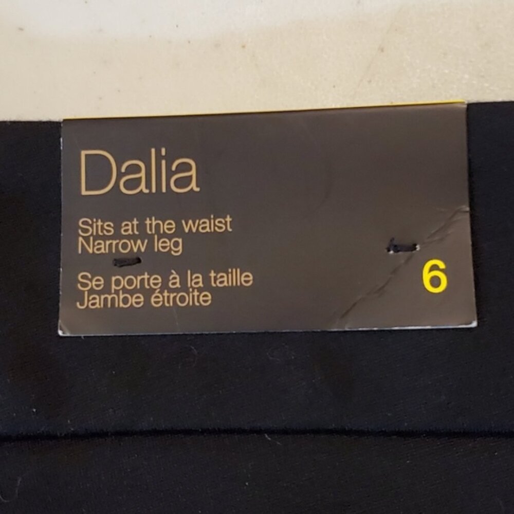 Dalia Ladies' Comfort Fit Sits at Waist Slim Leg Stretch Pull On Pant - Picture 6 of 7